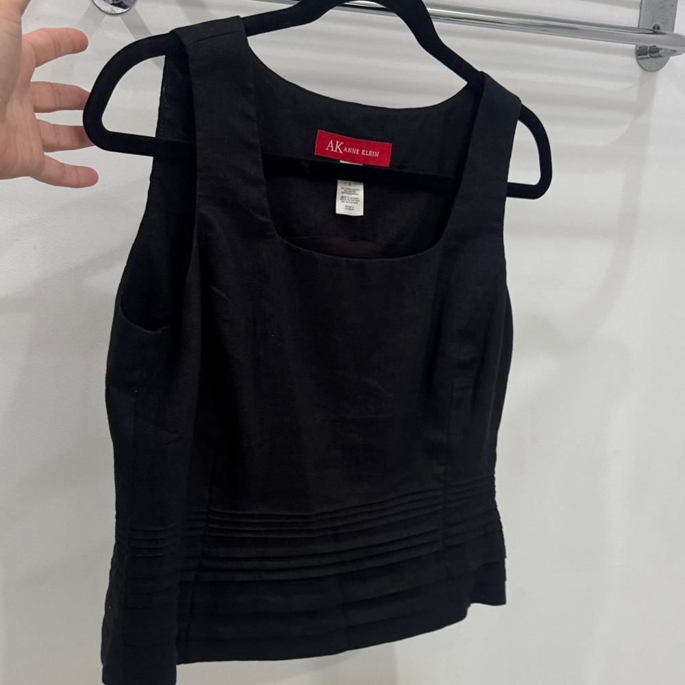 Anne Klein Elegant Black Tank Top